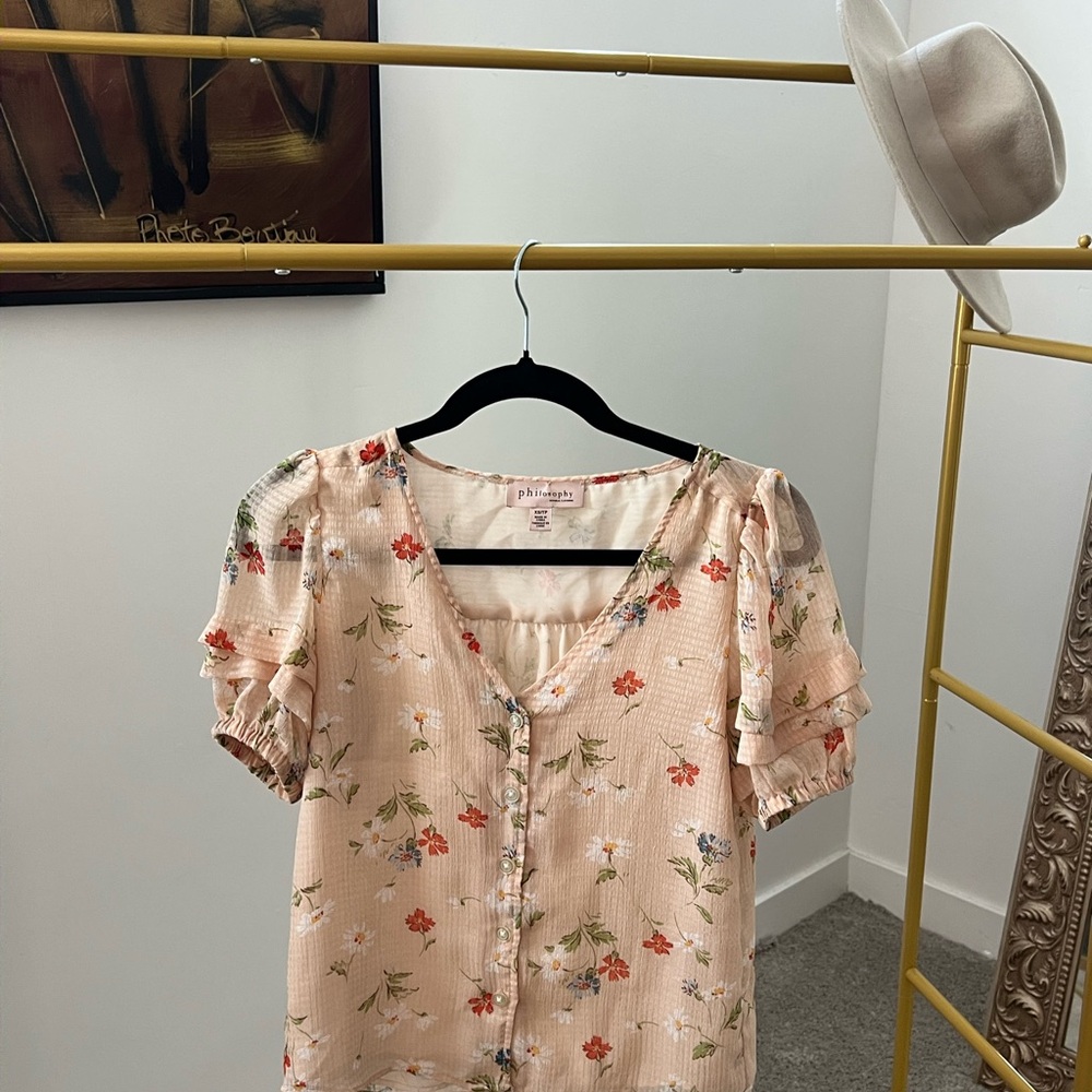 Philosophy Pink Puff Sleeve Ruffled Blouse